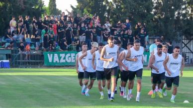 Akhisarspor imzaları attırdı, sezonu açtı