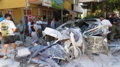 Alçı yüklü kamyon dehşet saçtı: Yaralılar var