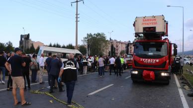 Işık ihlali yapan kamyon, öğrenci servisine çarptı: Ölü ve yaralılar var