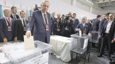 Tek aday Erdoğan yeniden AK Parti genel başkanlığına seçildi