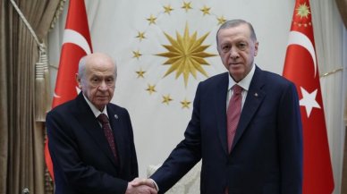 'Muhtar değil, cumhurbaşkanı seçiyoruz' demişti: Bahçeli'nin 50+1 çıkışı AK Parti'de nasıl yorumlandı?