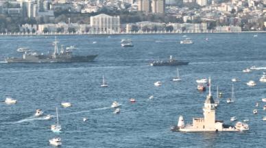 İstanbul Boğazı'nda Türk donanması coşkusu