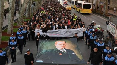 Beşiktaş'ta Atatürk'e 'Saygı Yürüyüşü'