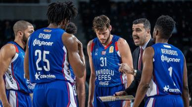 Anadolu Efes, Valencia deplasmanında