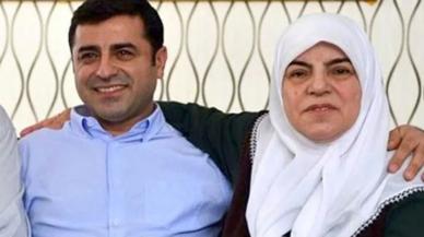 DEM Parti duyurdu: Selahattin Demirtaş annesinin rahatsızlığı nedeniyle Diyarbakır’a götürüldü