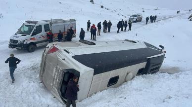 Bir kaza da Sivas'tan: Çok sayıda yaralı var