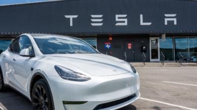 Tesla milyonlarca aracını geri çağırıyor