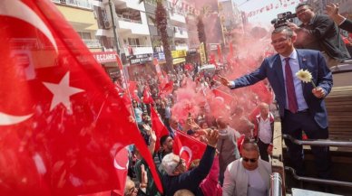 Özgür Özel, seçim çalışmalarını Manisa'da noktaladı