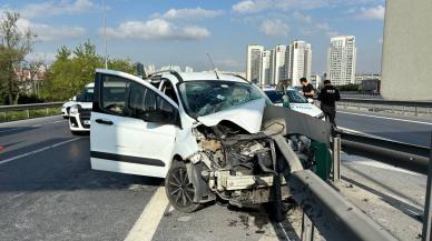 Esenyurt'ta feci kaza: 1'i çocuk 3 kişi yaralandı