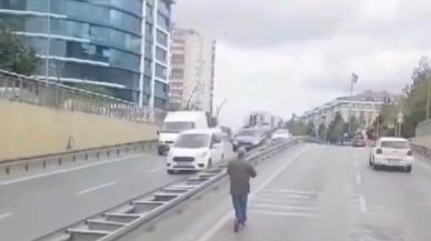 Beylikdüzü'nde martı isyanı! Sol şeriti kapattığı için trafikte yoğunluk oluştu