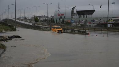 Hatay'da sokaklar yine göle döndü