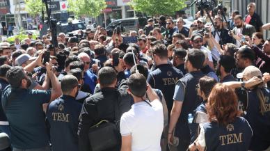 Hakkari'de kayyım protestosuna polis müdahalesi