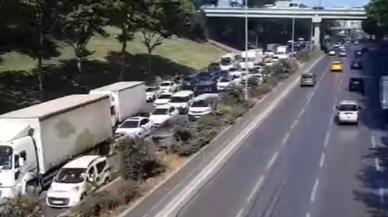 Kapatılan Sağmalcılar Viyadüğü'nde yoğun trafik oluştu