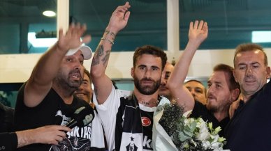 Beşiktaş'ın yeni yıldızı Rafa Silva takıma katıldı