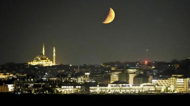 İstanbul'da nem uyutmadı!