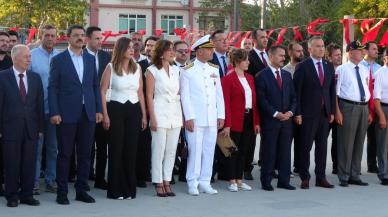 Çanakkale Cumhuriyet Meydanı'nda 15 Temmuz töreni