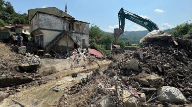 Giresun'da sağanak yağışın ardından ortaya çıkan hasarlarla ilgili çalışmalar devam ediyor