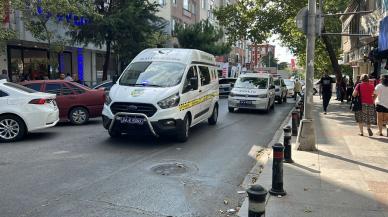 İstanbul'da otomobile silahlı saldırı: Şüpheli her yerde aranıyor