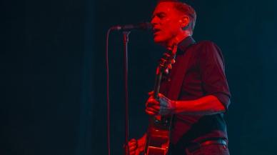 Çok sayıda sanatçı Türkiye'de konserler verecek: Bryan Adams, Charlotte Cardin...