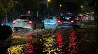 Bursa'da fırtına ve sağanak zor anlar yaşattı