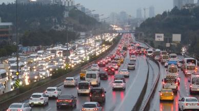 İstanbul'da yağmur yoğunluğu da getirdi