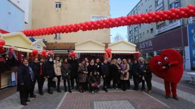 Kartal Belediyesi Kadın Emeği Pazarı 14 Şubat teması ile açıldı