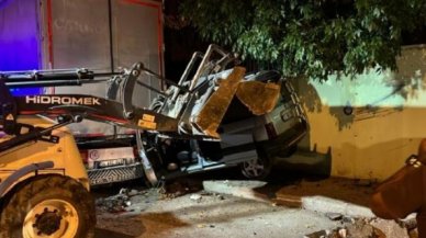 Kartal'da alkollü sürücü yayalara çarptı: 4 yaralı