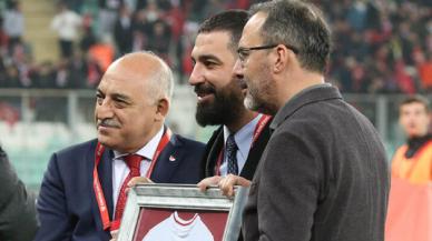 Arda Turan: Turnuvaya gideceğimize sonuna kadar inanıyorum