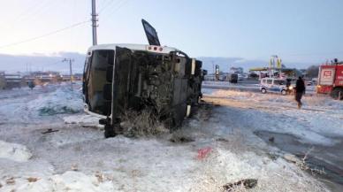 Yozgat'ta yolcu otobüsü devrildi: 1 ölü, 25 yaralı