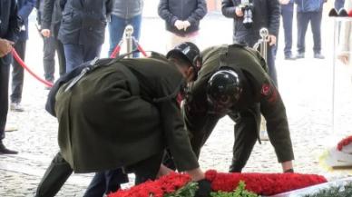 Turgut Özal mezarı başında anıldı