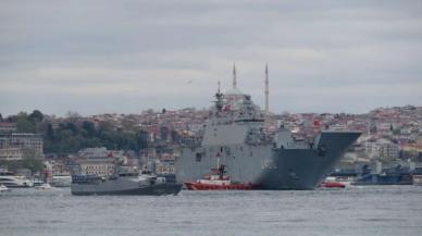 TCG Anadolu, İstanbul Boğazı'nda Cumhurbaşkanı Erdoğan'ı selamladı