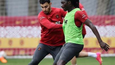 Galatasaray’da Gomis antrenmanda yer aldı