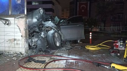 Bursa'da feci kaza: 3 ölü 1 yaralı