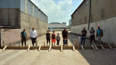 "Tapulu malım" dediği sokağı beton dökerek kapattı!