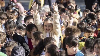 Son ders zili çalıyor! 19 milyon öğrencinin karne heyecanı