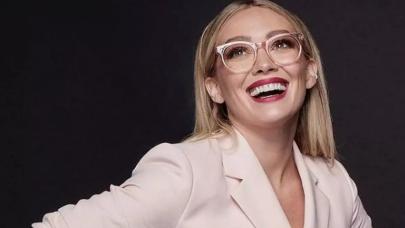 Hilary Duff kimdir kaç yaşında, nereli ? Hilary Duff ne iş yapıyor?