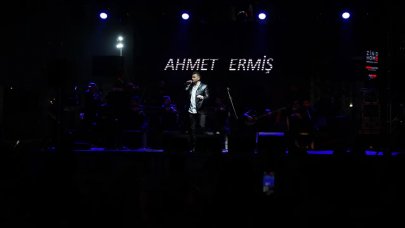 Dudullu Meydanı Ahmet Ermiş ile coştu