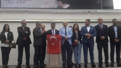 Sefaköy Lisesi mezunları özlem giderdi