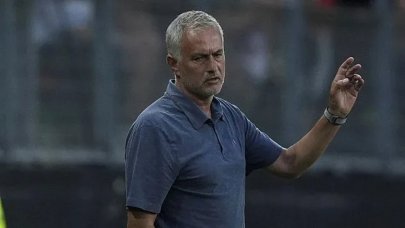 Jose Mourinho: Turu tersine çevirebileceğimizi düşünüyorum