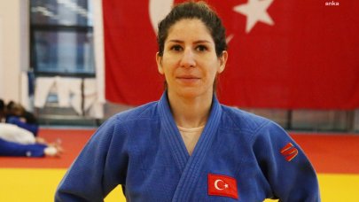 Paris 2024 Paralimpik Oyunları'nda Ecem Taşın Çavdar'dan bronz madalya geldi