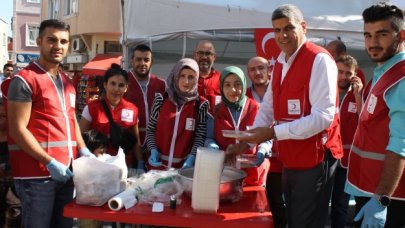 Vatandaş Kızılay’ı arayıp çadır istiyor