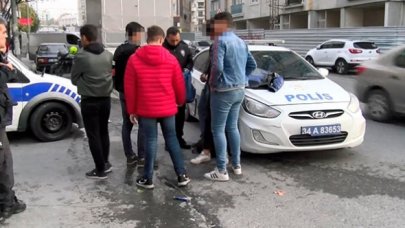 Esenyurt'ta 6 lise öğrencisine gözaltı