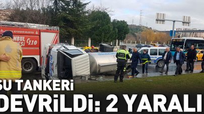 Belediyenin su tankeri devrildi: 2 yaralı