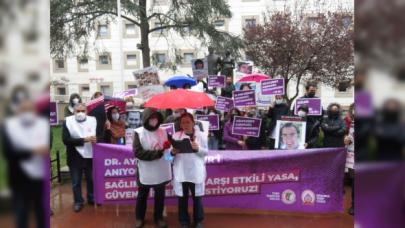 Üsküdar'da sağlık çalışanlarına yönelik şiddet protesto edildi