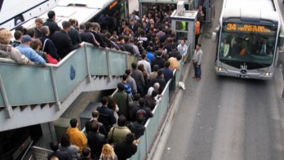 Metrobüslerde 'güvenli' seyahat dönemi başladı