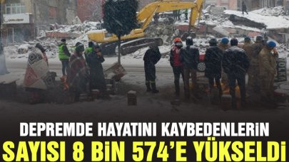 Cumhurbaşkanı Erdoğan deprem bölgesinde: Vefat edenlerin sayısı 8 bin 574'e yükseldi