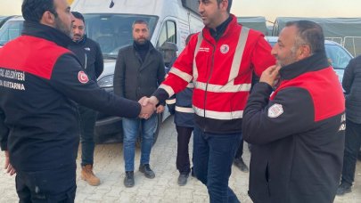 Kartal Belediye Başkanı Gökhan Yüksel deprem bölgesinde