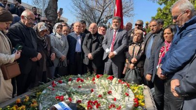 Milli Yol Partisi, Muhsin Yazıcıoğlu'nu kabri başında andı