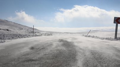 Doğu Anadolu'nun güneydoğusu için kuvvetli rüzgar ve fırtına uyarısı