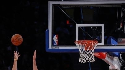 NBA'de Lakers, sahasında Suns'ı rahat geçti